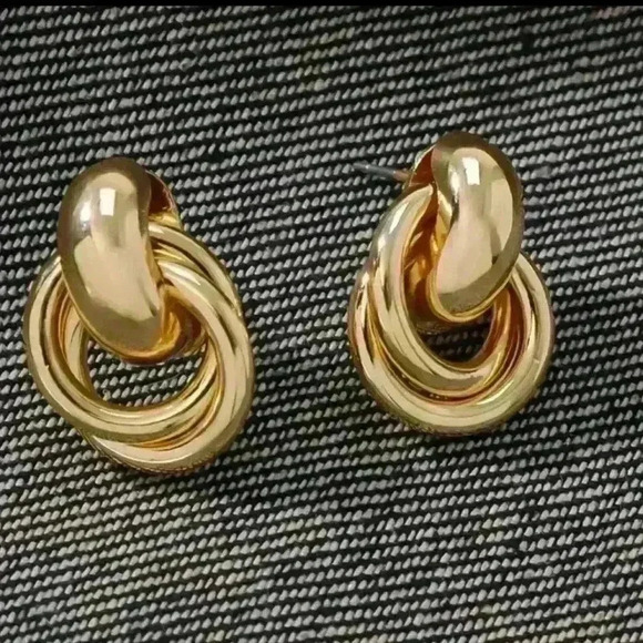 Simple Geometric Circle Knot Earrings - Picture 1 of 5